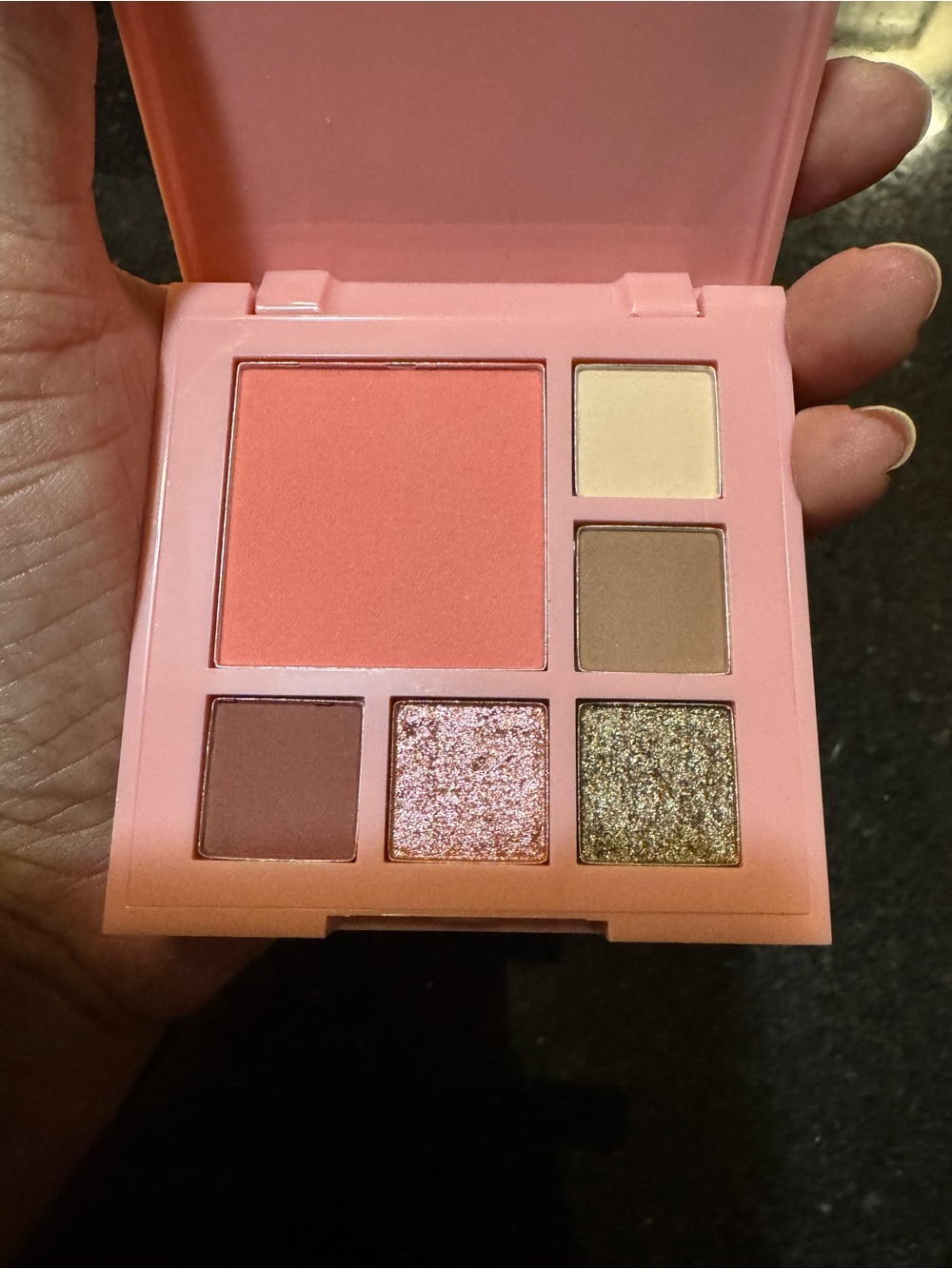 NEW Beauty Bundle w/Pouch - Picture 2 of 9